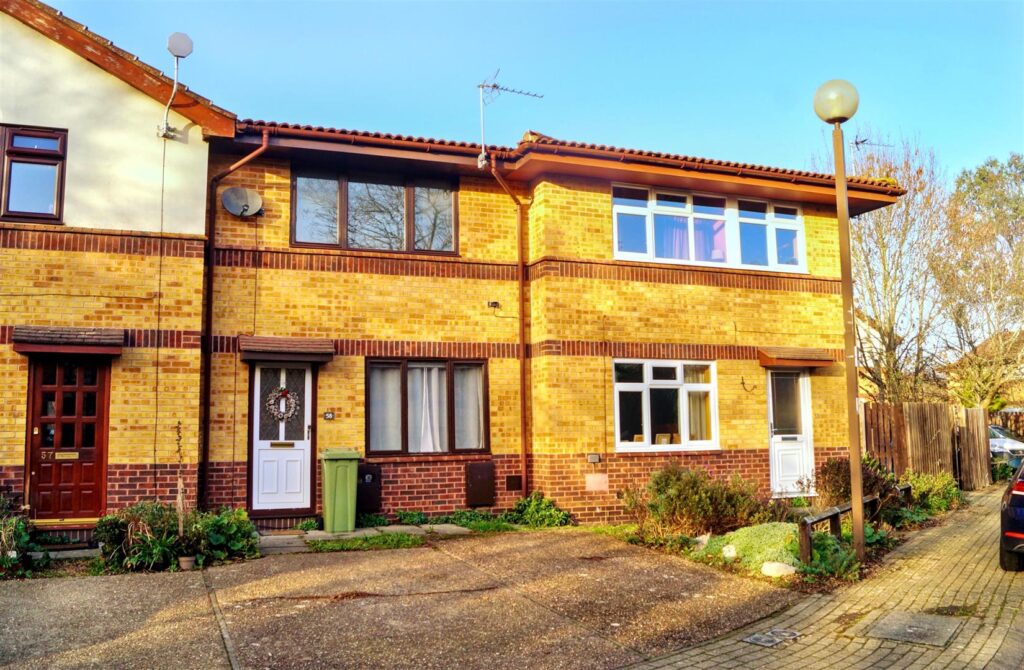Mayer Gardens Shenley Lodge Milton Keynes MK5