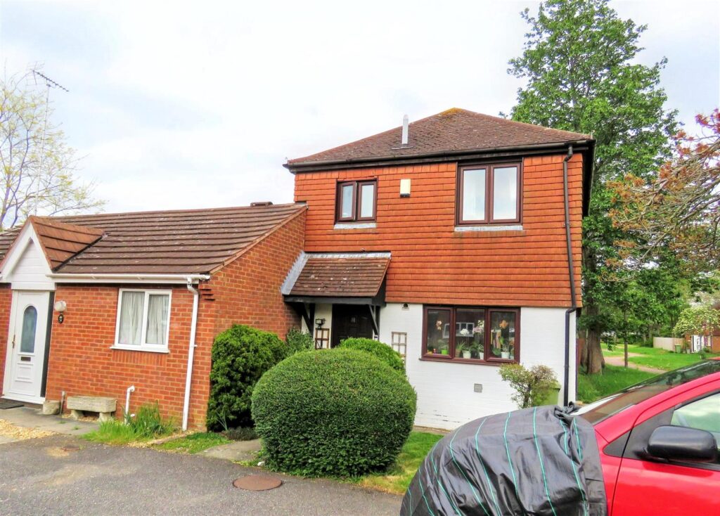 Barbury Court, Giffard Park, Milton Keynes, MK14